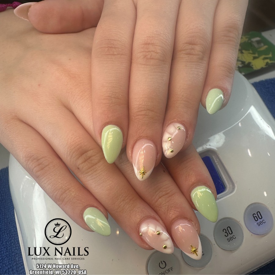 Lux Nails Greenfield, WI 53220